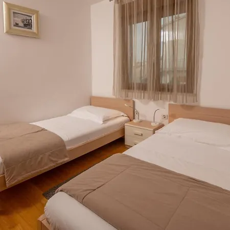 Apartments Oliva Premantura Extérieur photo