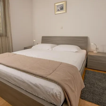Apartments Oliva Premantura Extérieur photo